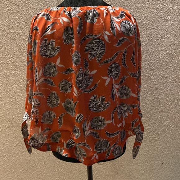 Ann Taylor top size small/medium - Picture 2 of 4